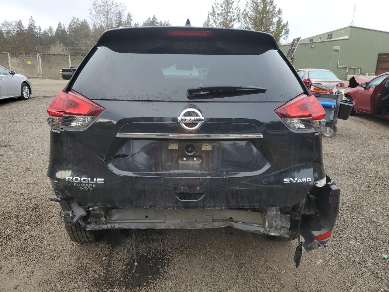 2017 Nissan Rogue - Image 6