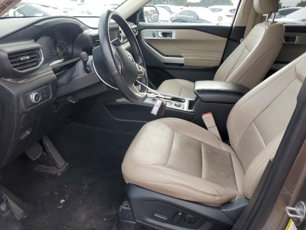 2021 Ford Explorer - Image 7