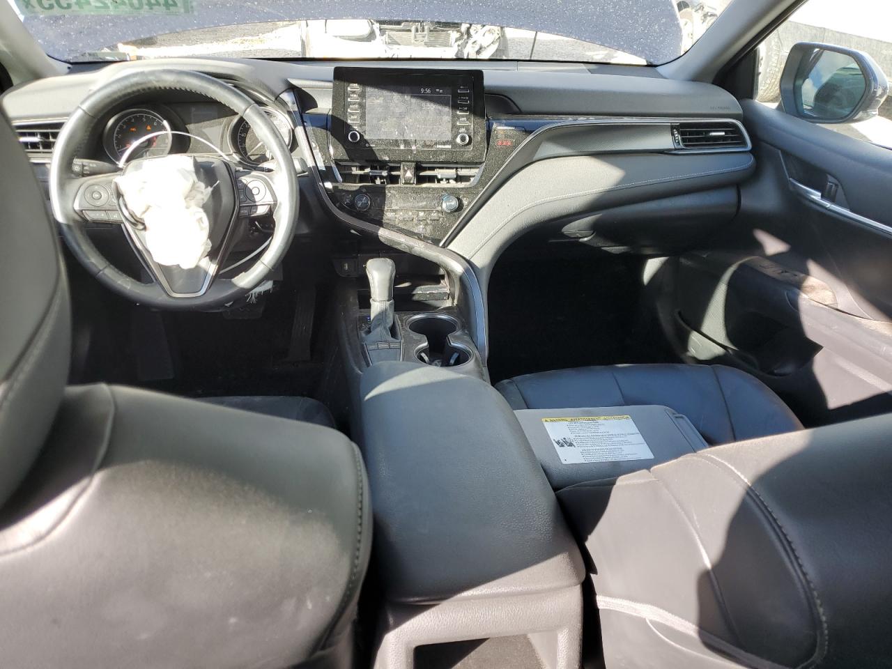 2022 Toyota Camry - Image 8