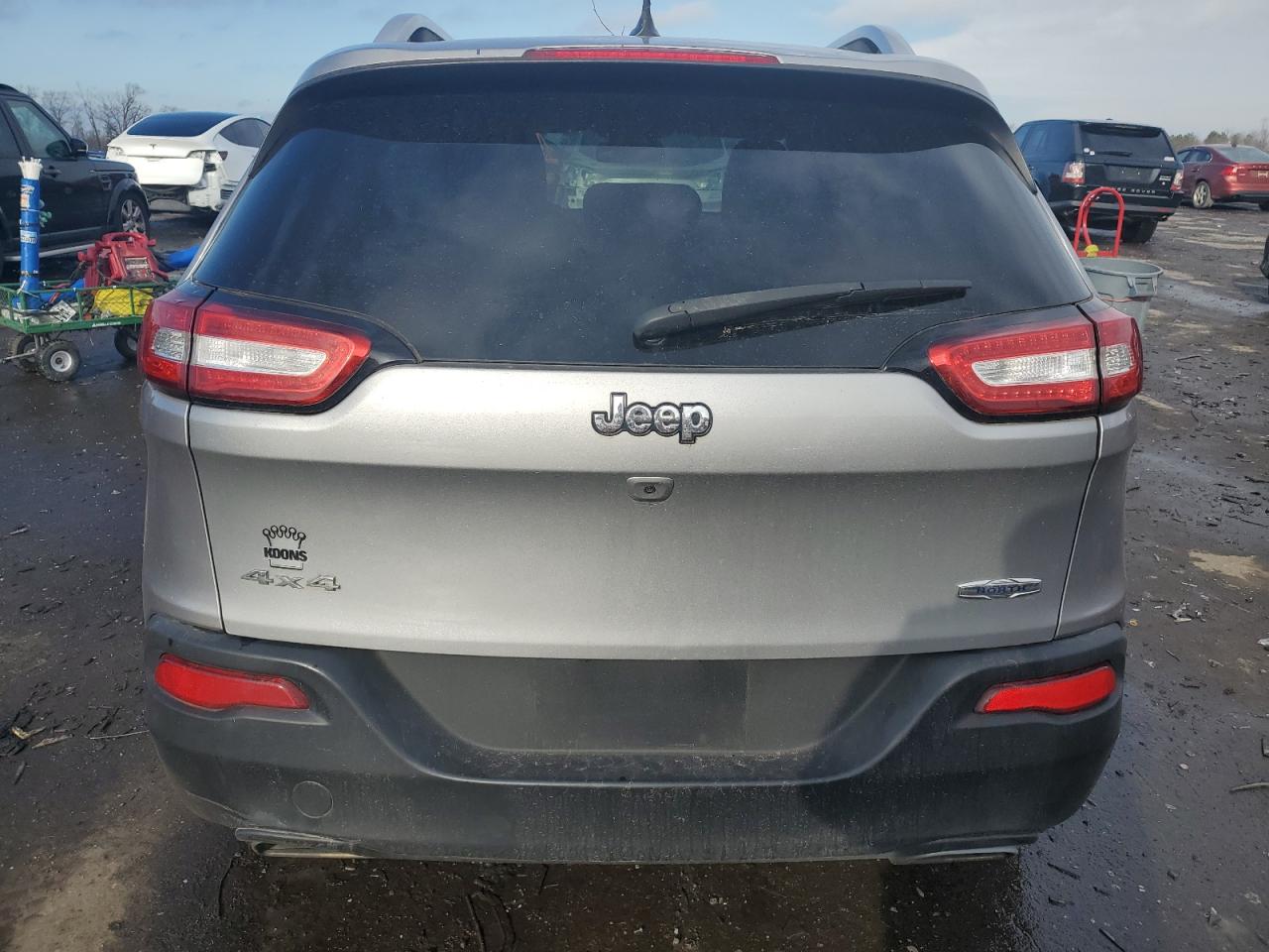 2017 Jeep Grand Cherokee - Image 6