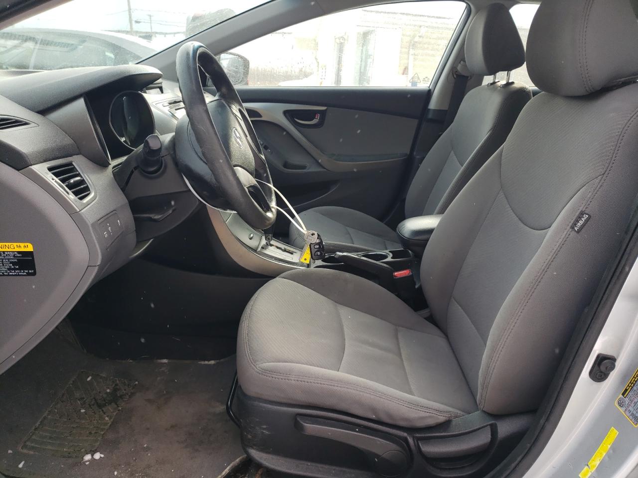 2013 Hyundai Elantra - Image 7