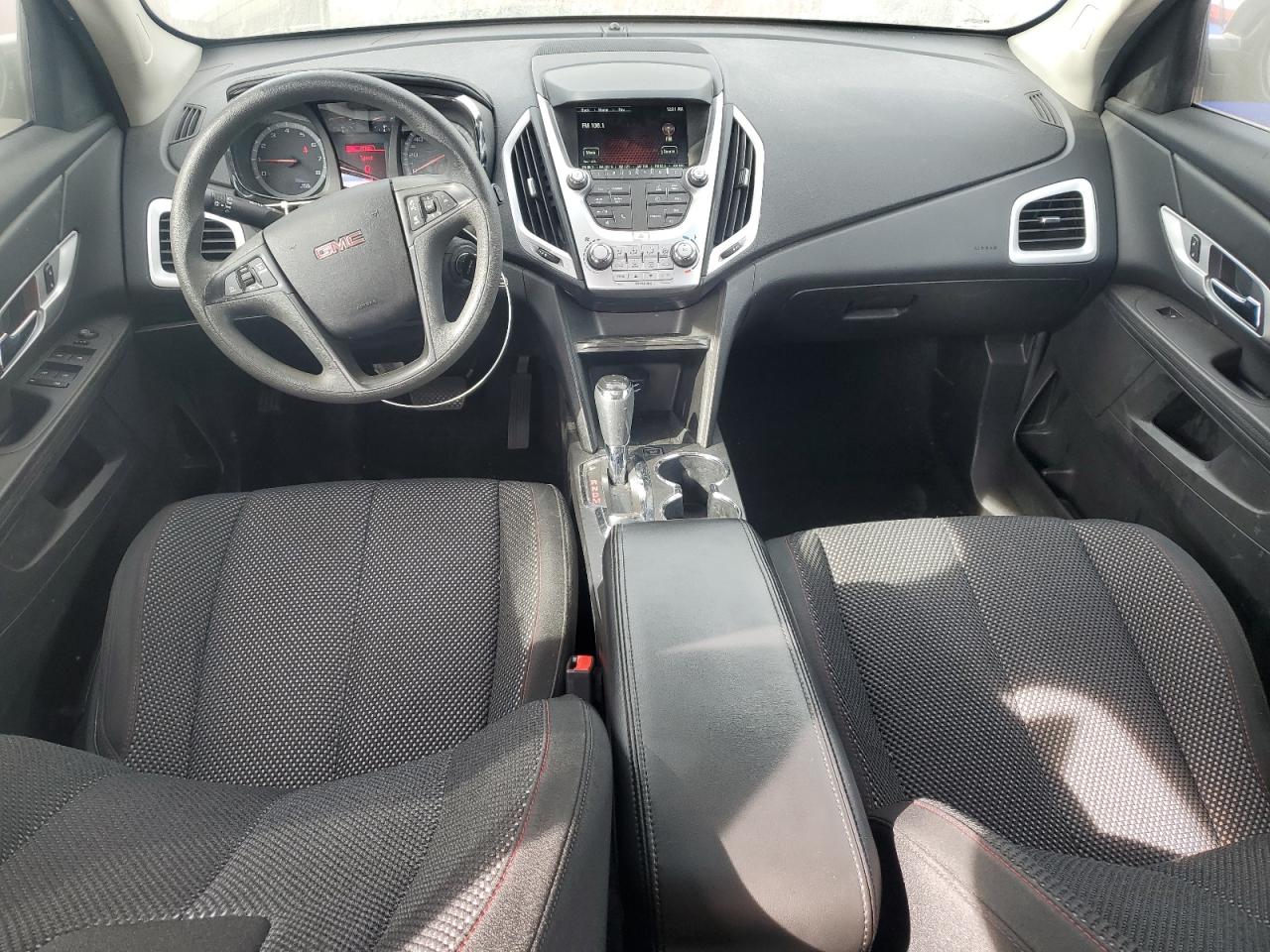 2017 GMC Terrain - Image 8