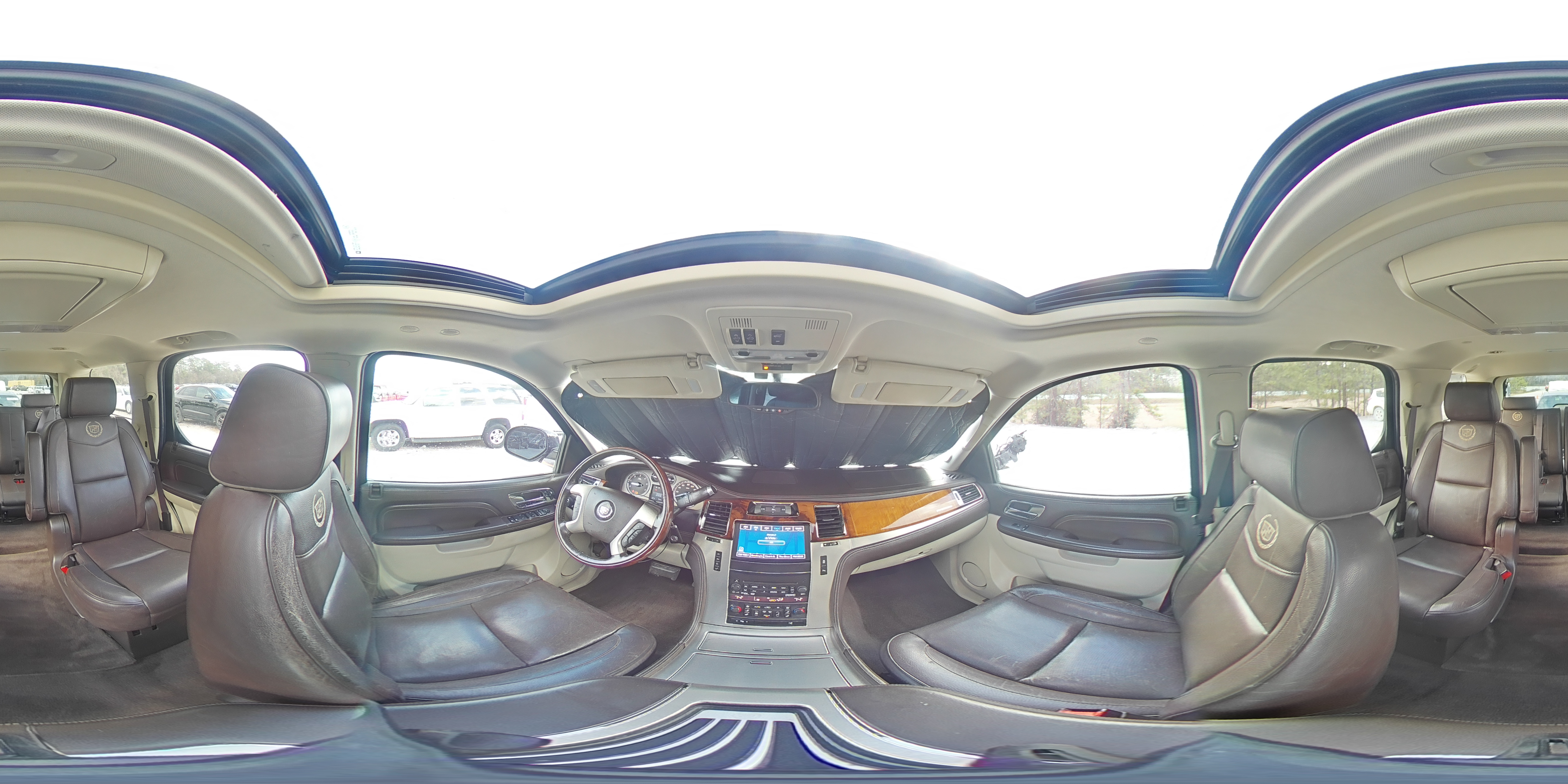 2013 Cadillac Escalade - Image 15