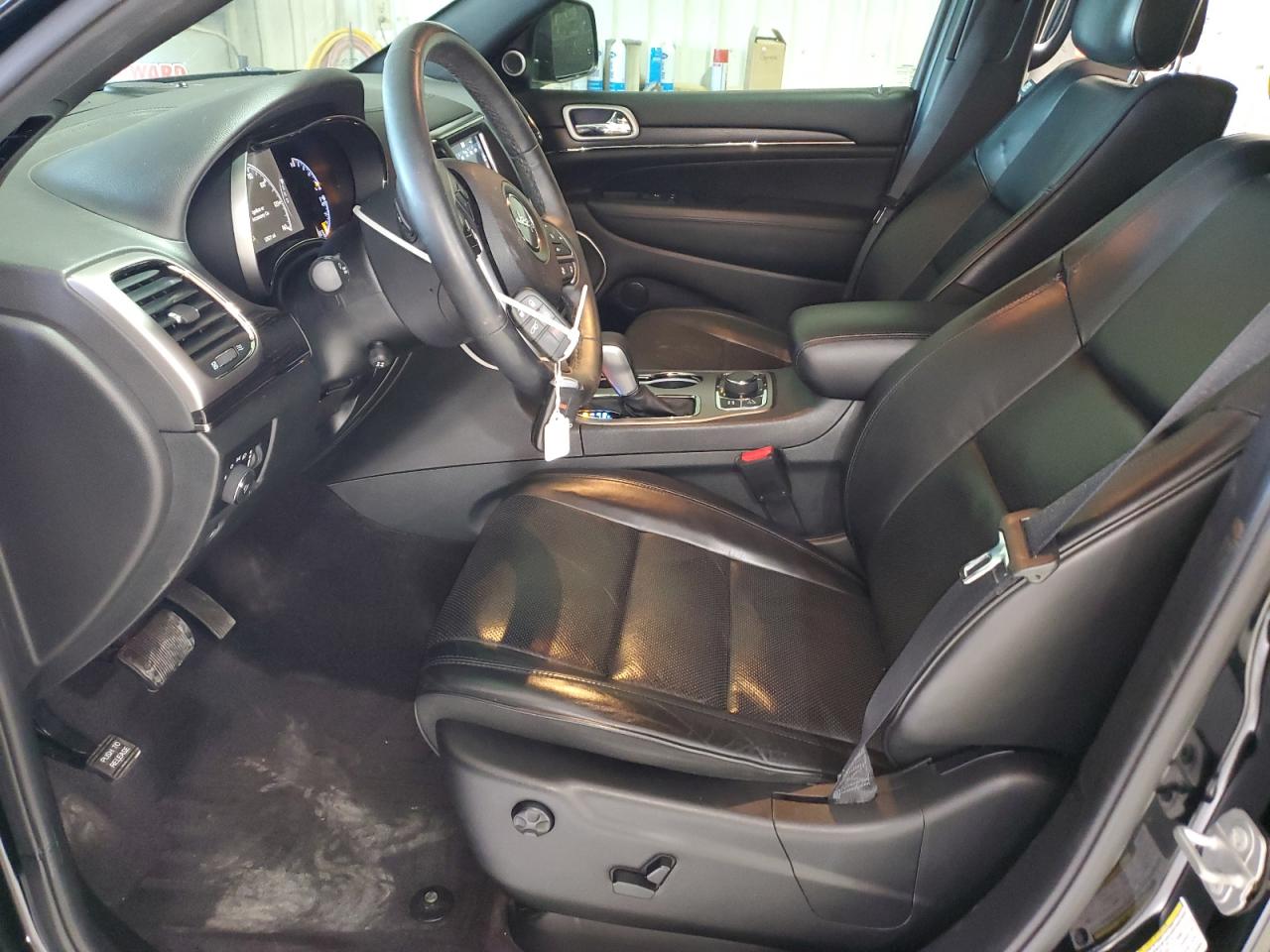 2018 Jeep Grand Cherokee - Image 7