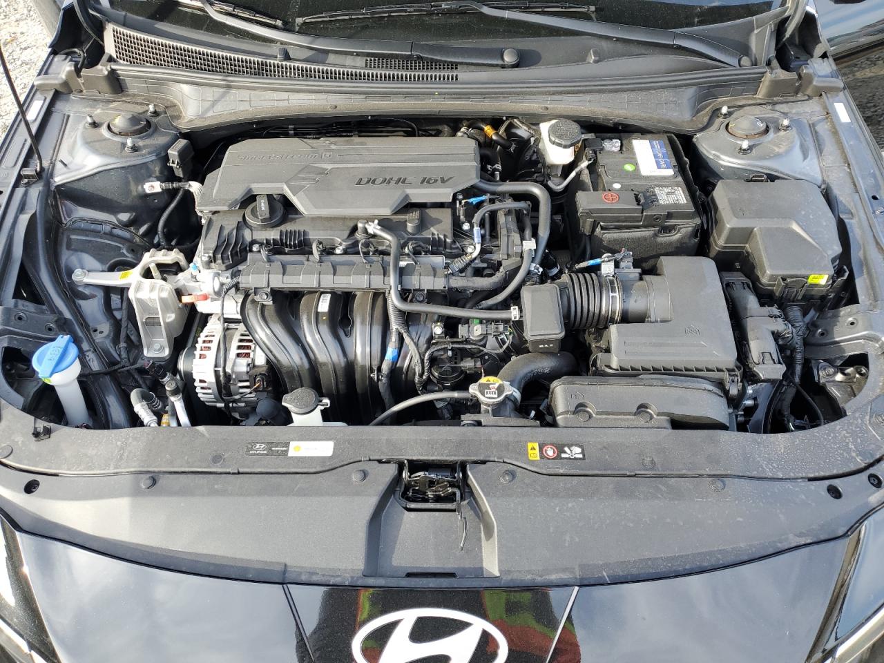2024 Hyundai Elantra - Image 11