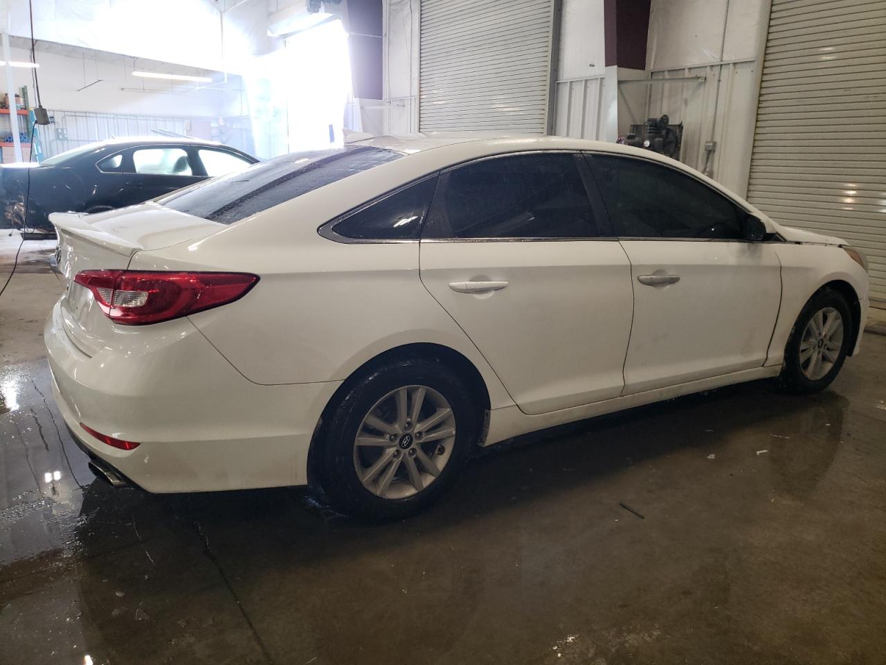 2017 Hyundai Sonata - Image 3