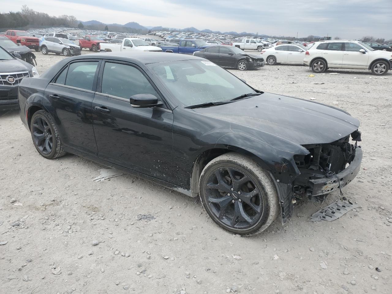 2021 Chrysler 300 - Image 4