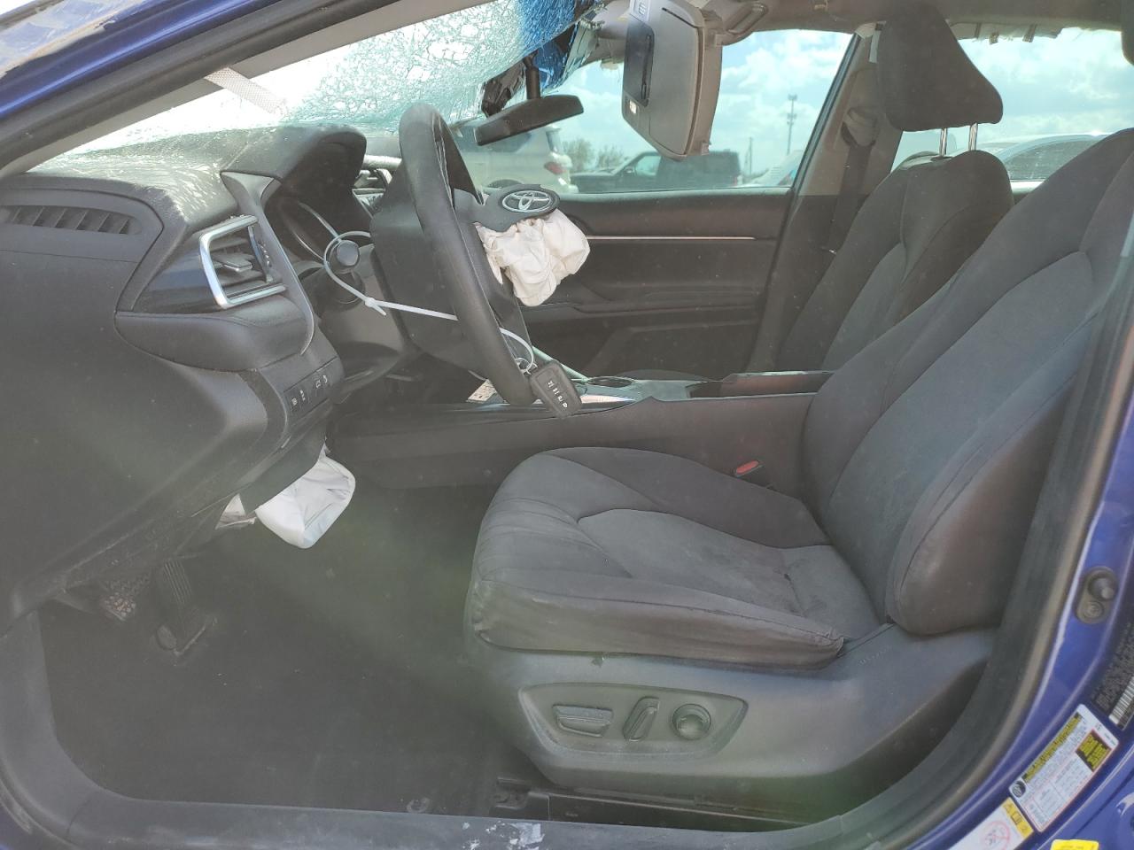 2018 Toyota Camry - Image 7