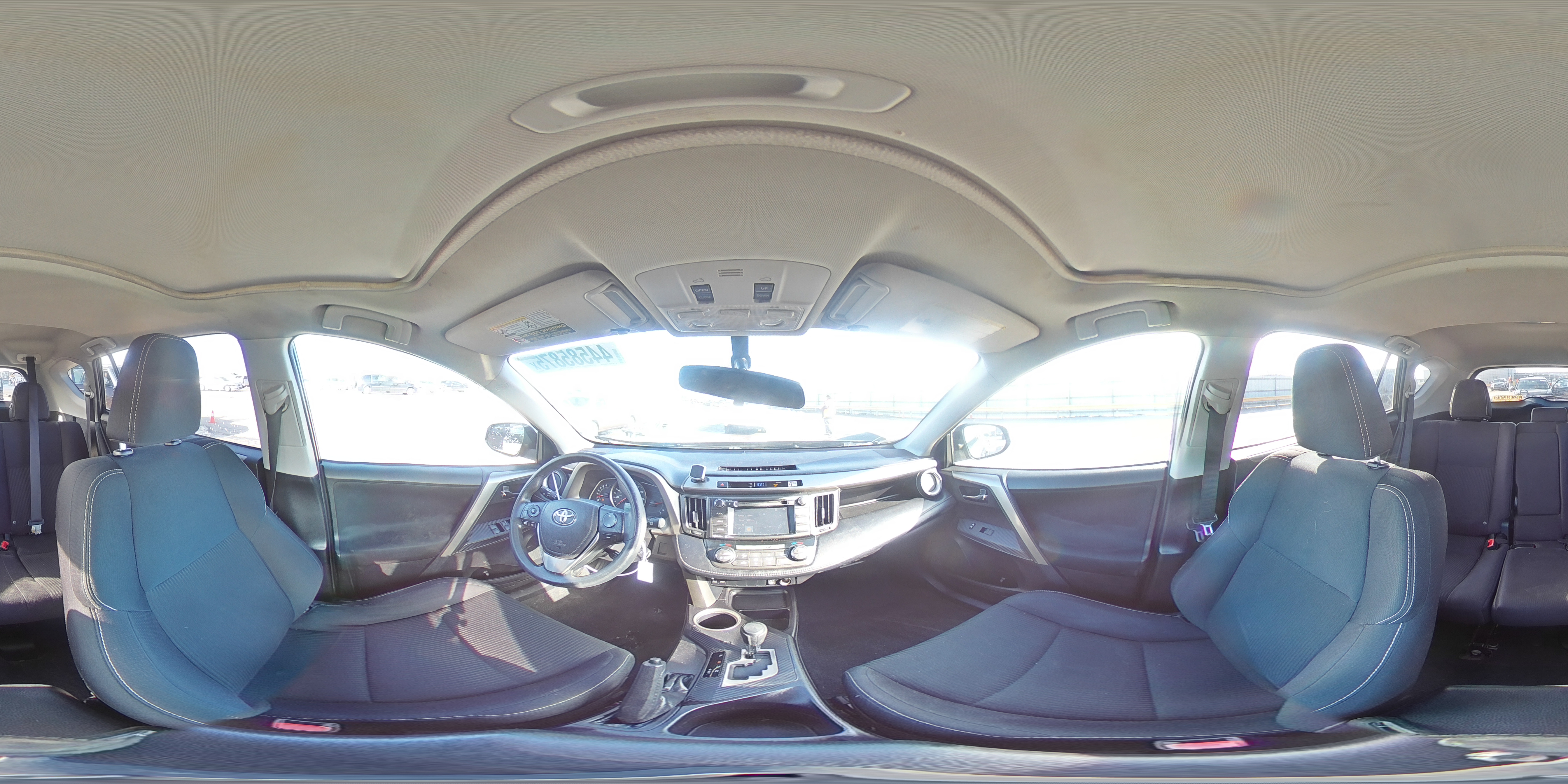 2015 Toyota RAV 4 - Image 15