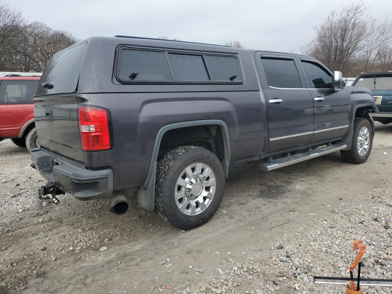 2015 GMC Sierra - Image 3