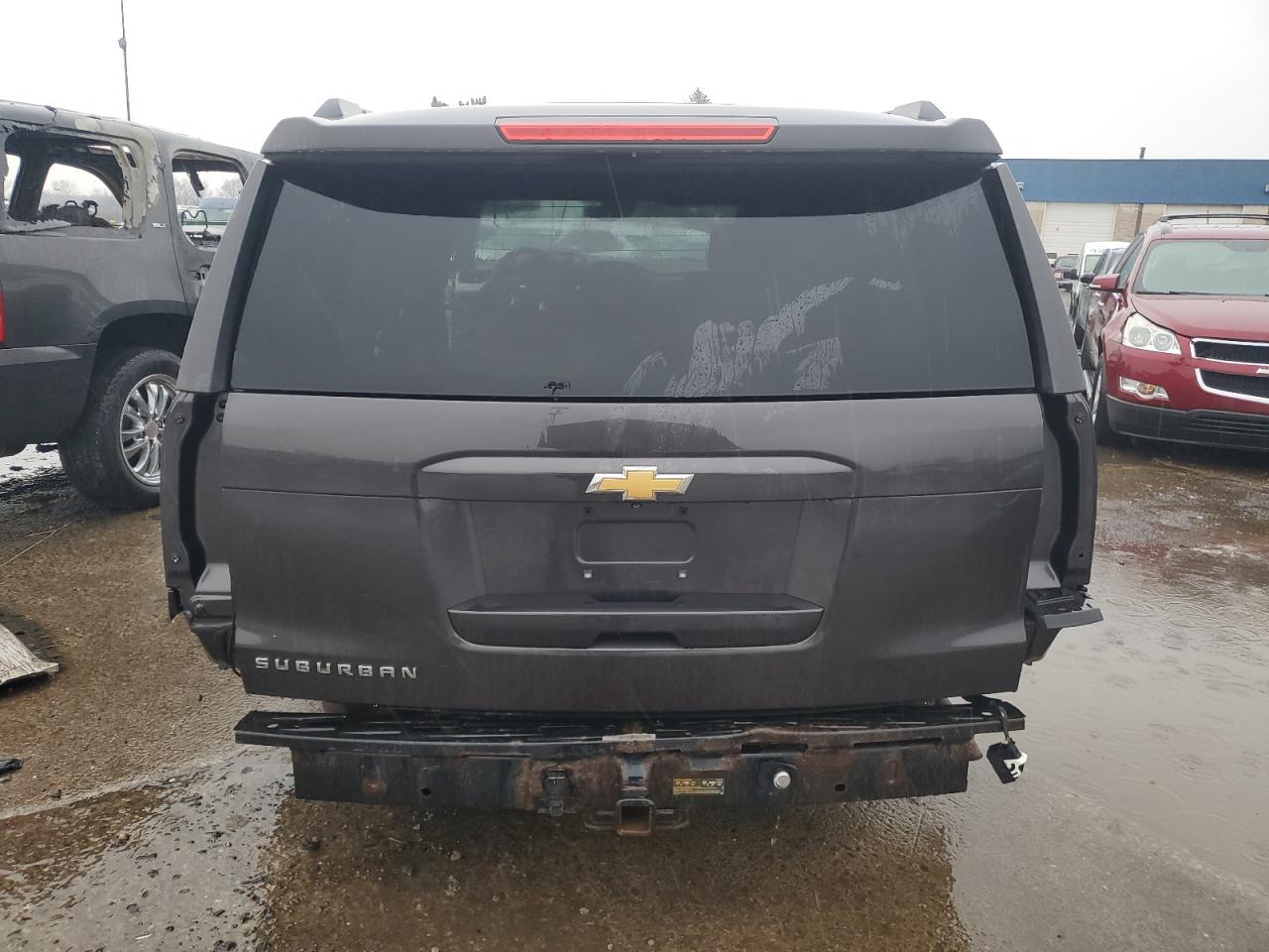 2015 Chevrolet Suburban - Image 6