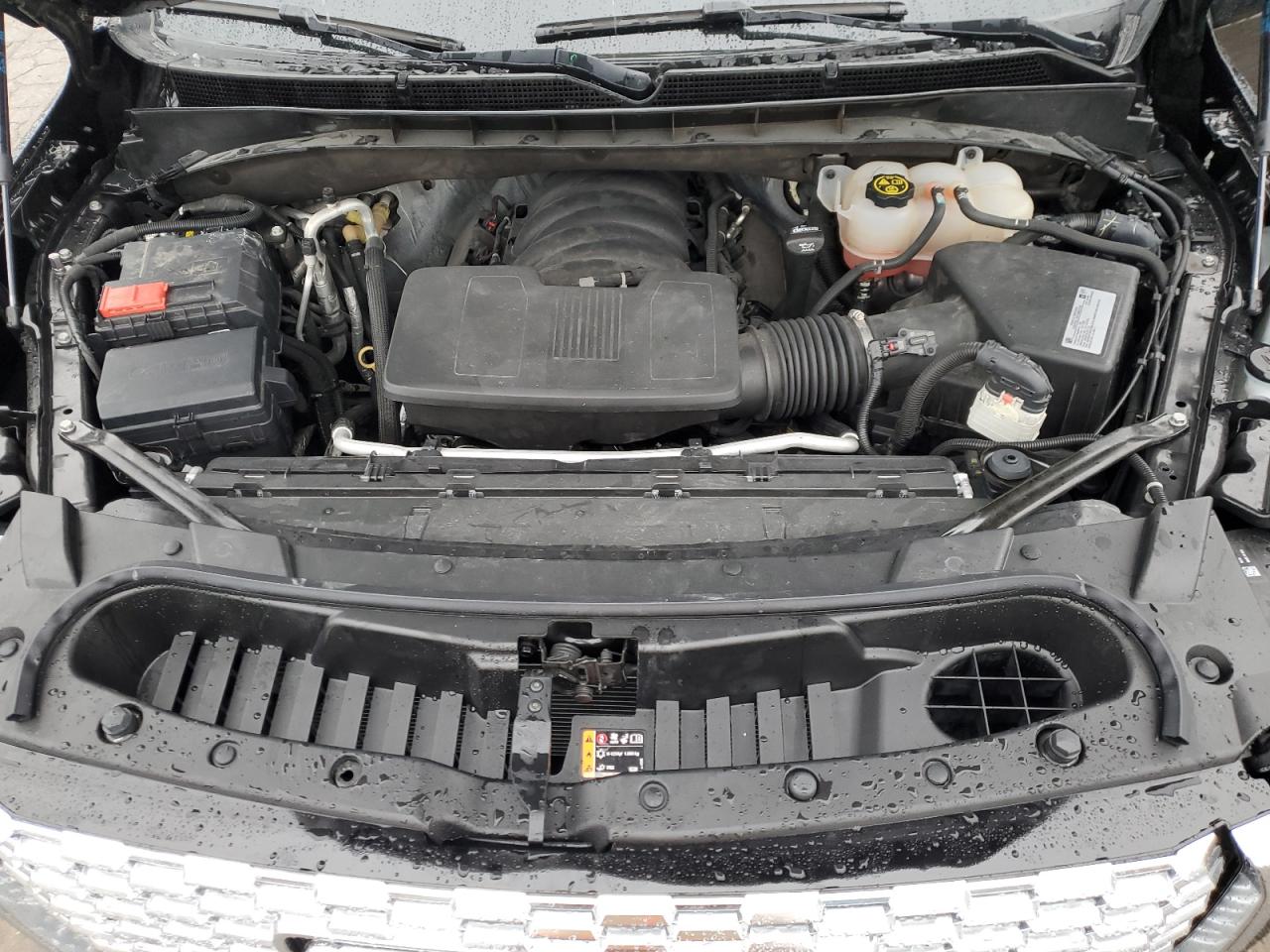 2021 GMC Yukon - Image 12