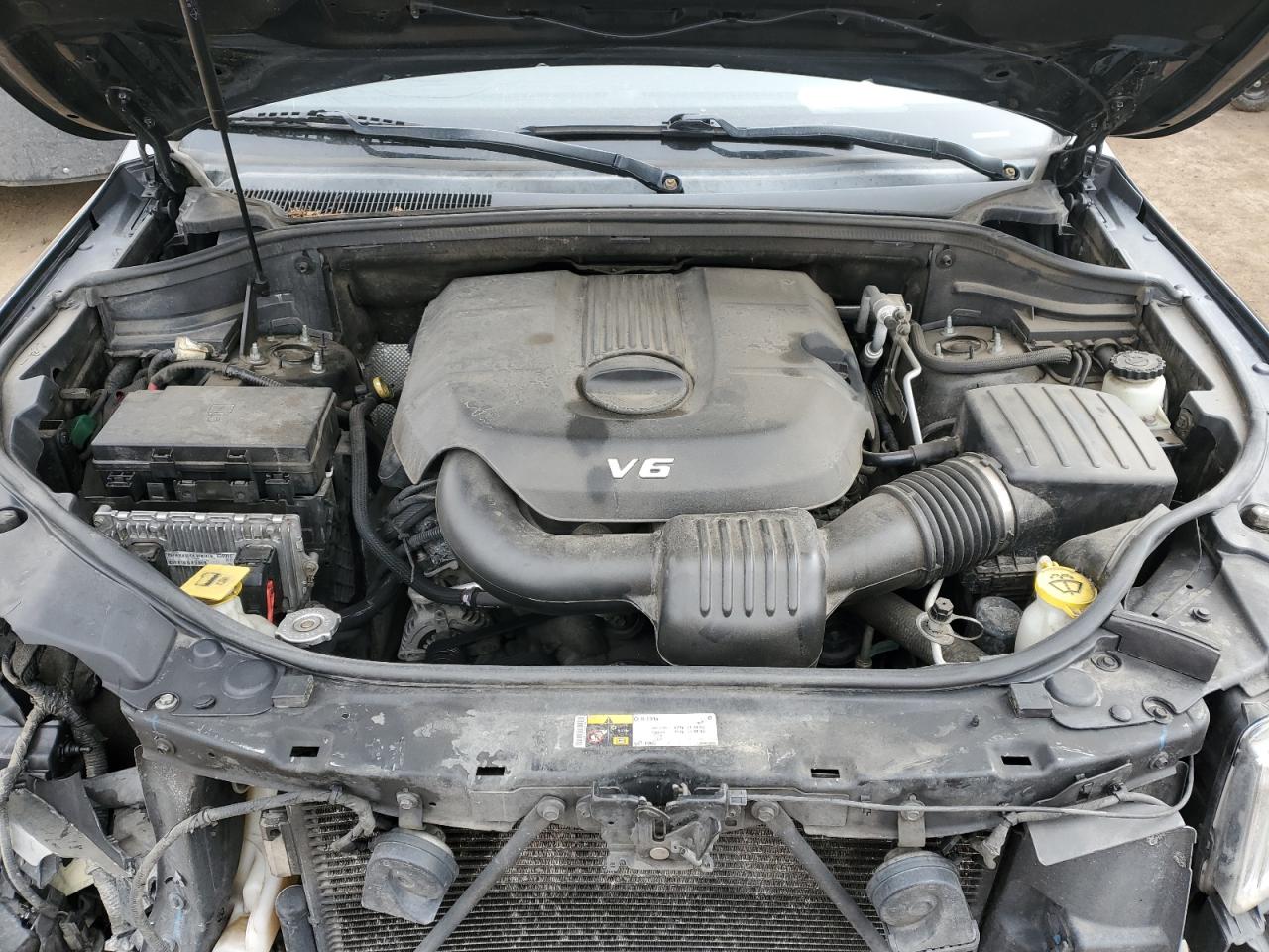 2014 Jeep Grand Cherokee - Image 12