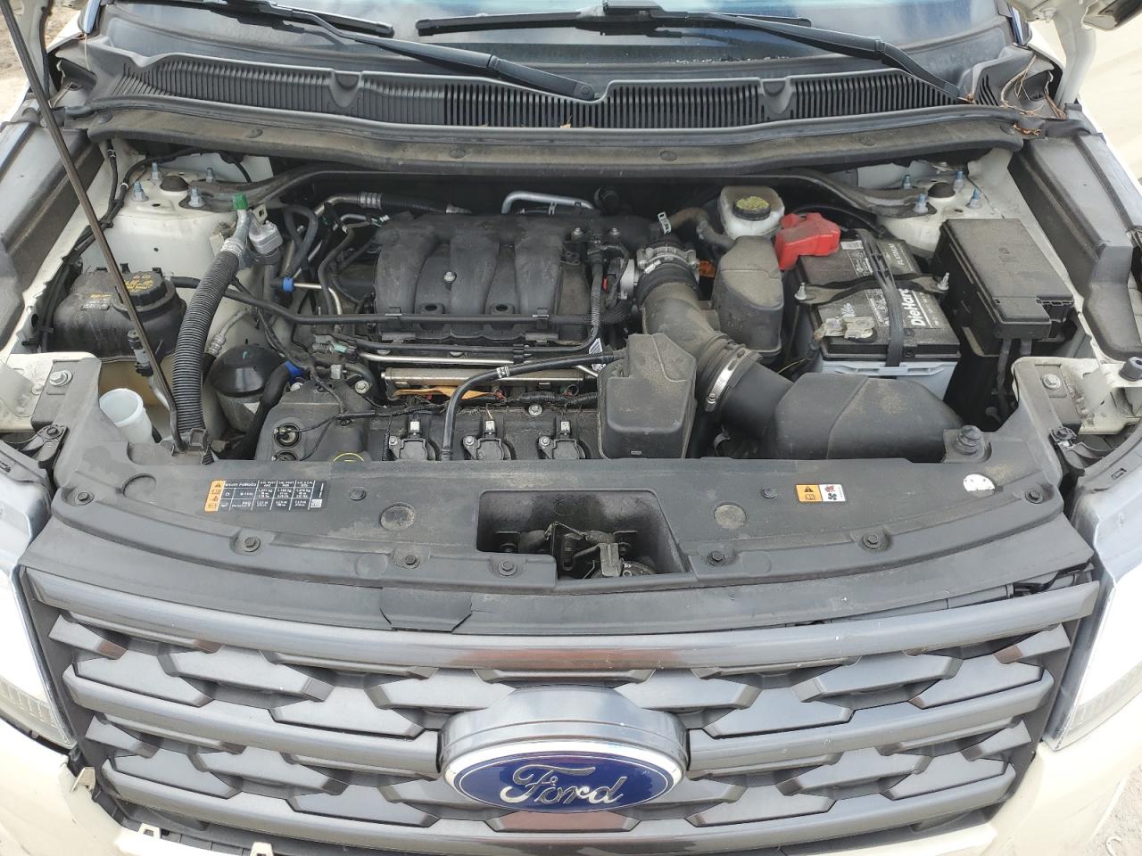 2018 Ford Explorer - Image 12