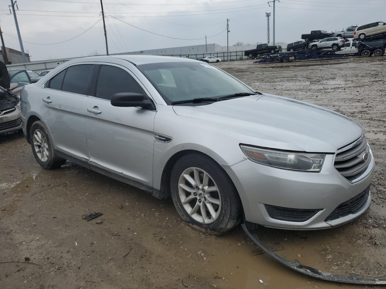 2014 Ford Taurus - Image 4