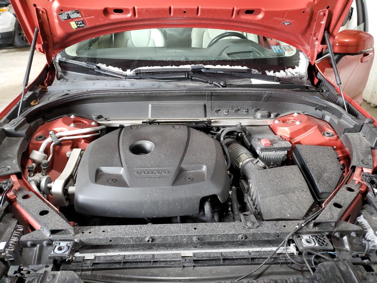 2021 Volvo XC60 - Image 12