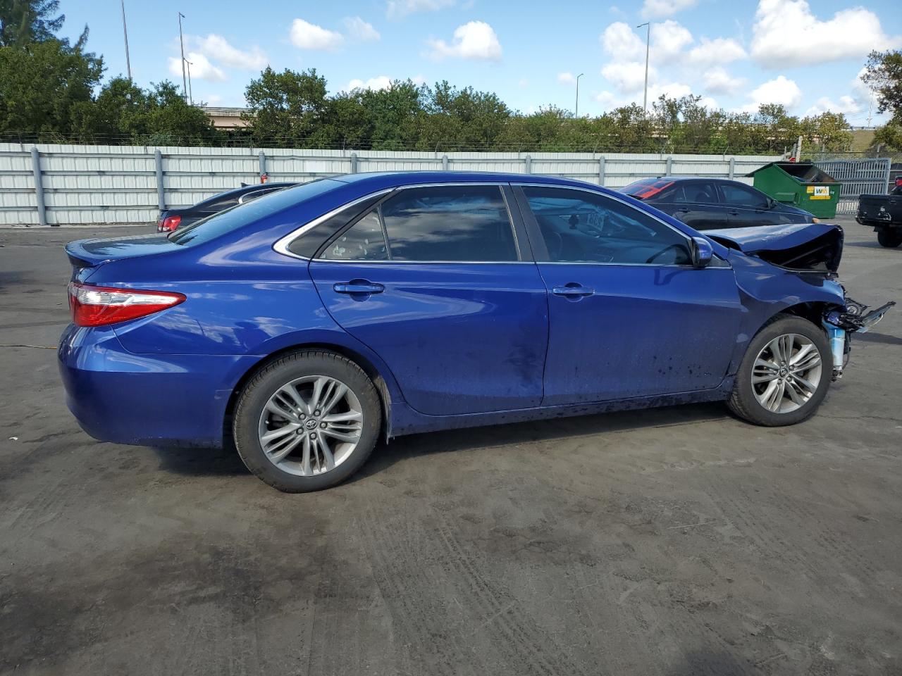 2015 Toyota Camry - Image 3