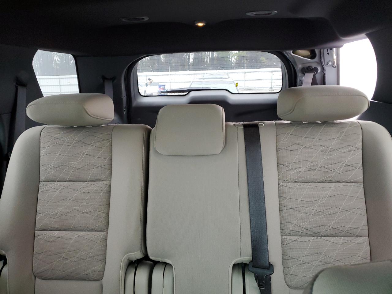 2012 Ford Explorer - Image 10