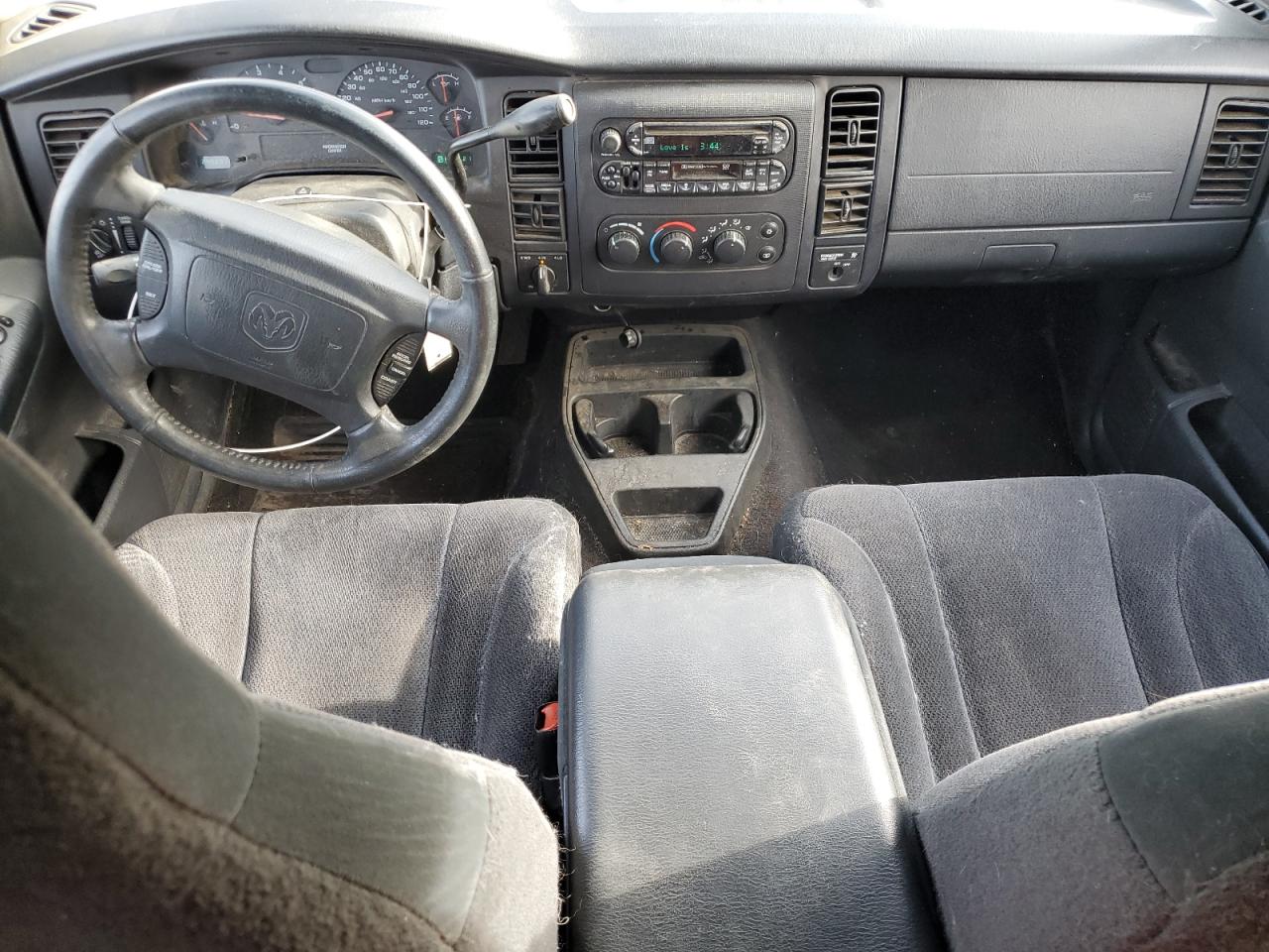 2004 Dodge Dakota - Image 8