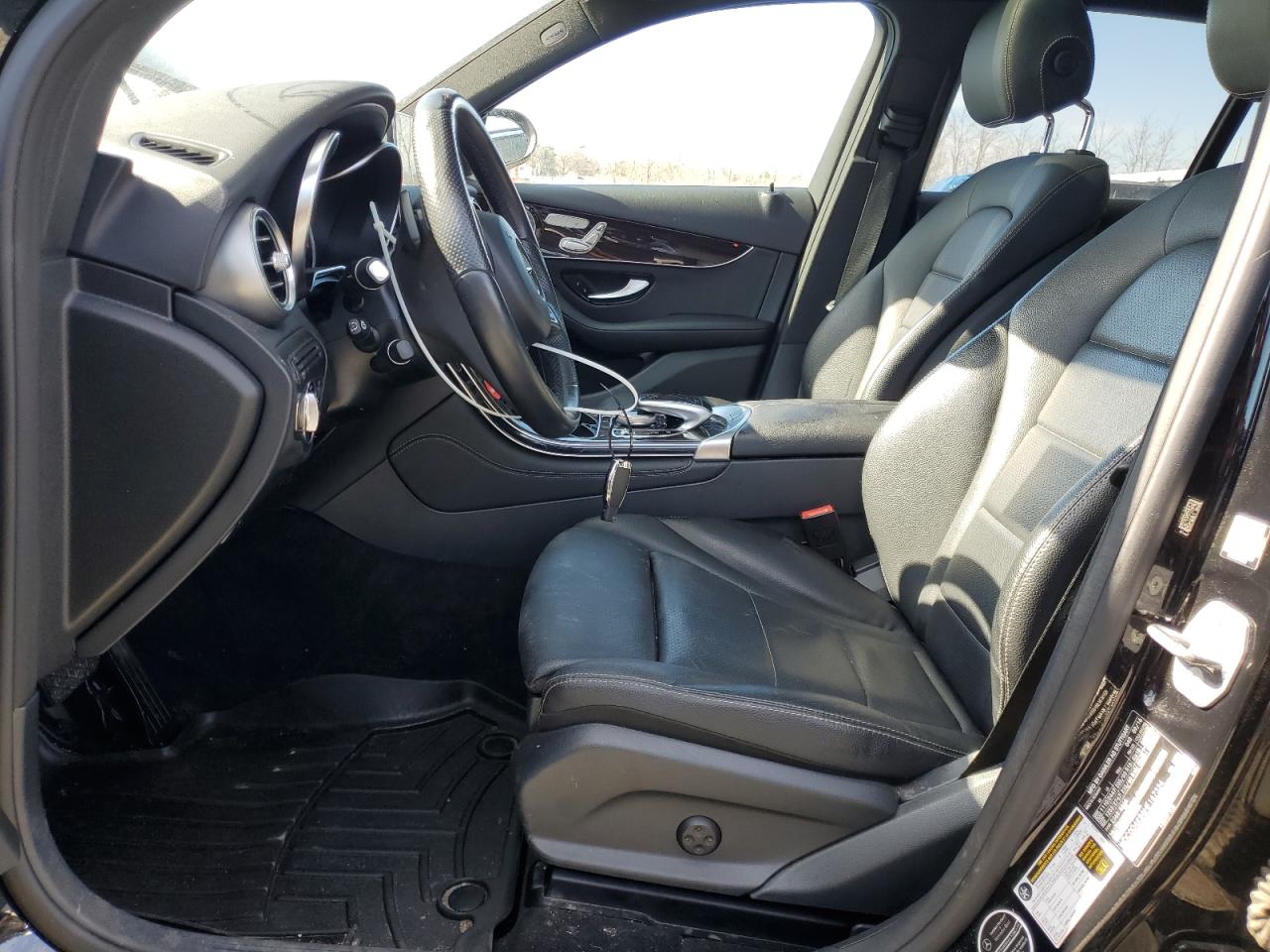 2017 Mercedes-Benz GLC - Image 7