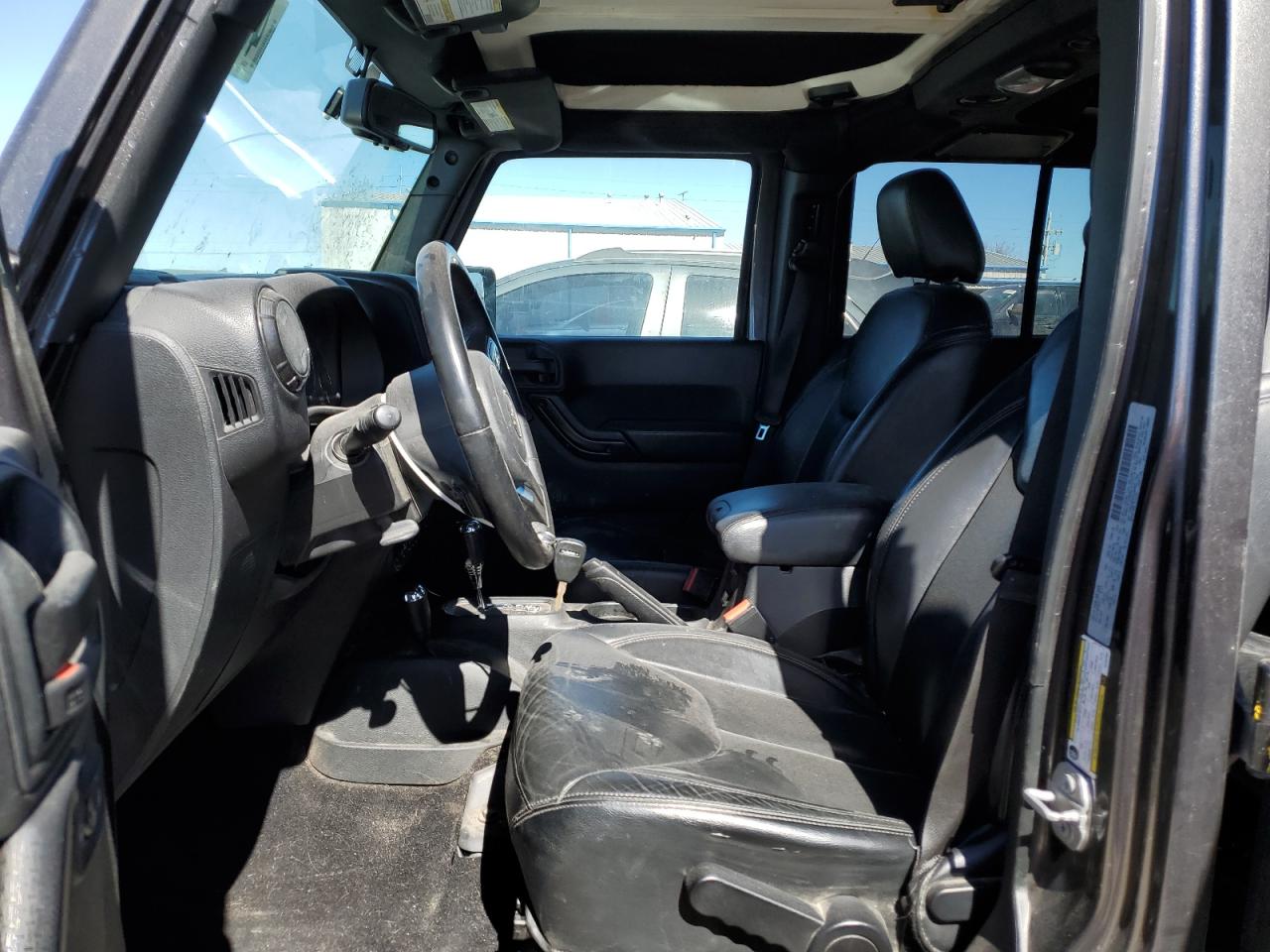 2017 Jeep Wrangler - Image 7