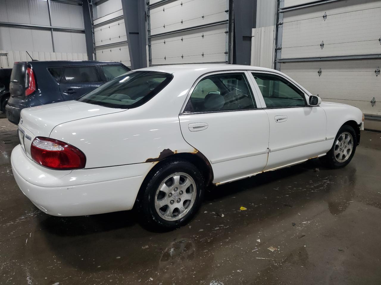 2001 Mazda 626 - Image 3