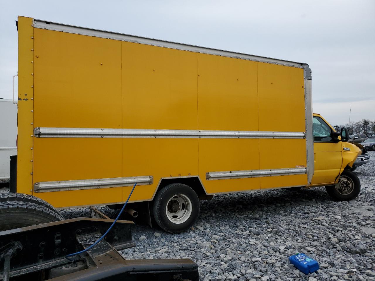 2014 Ford Econoline - Image 3
