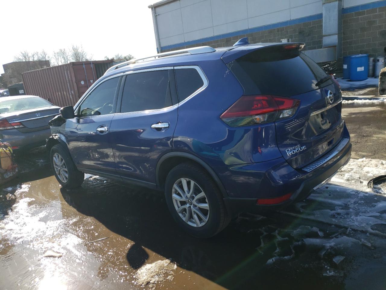2020 Nissan Rogue - Image 2
