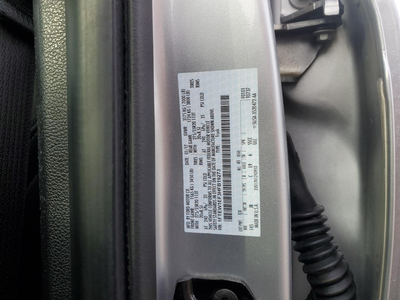 2017 Ford F-150 - Image 12