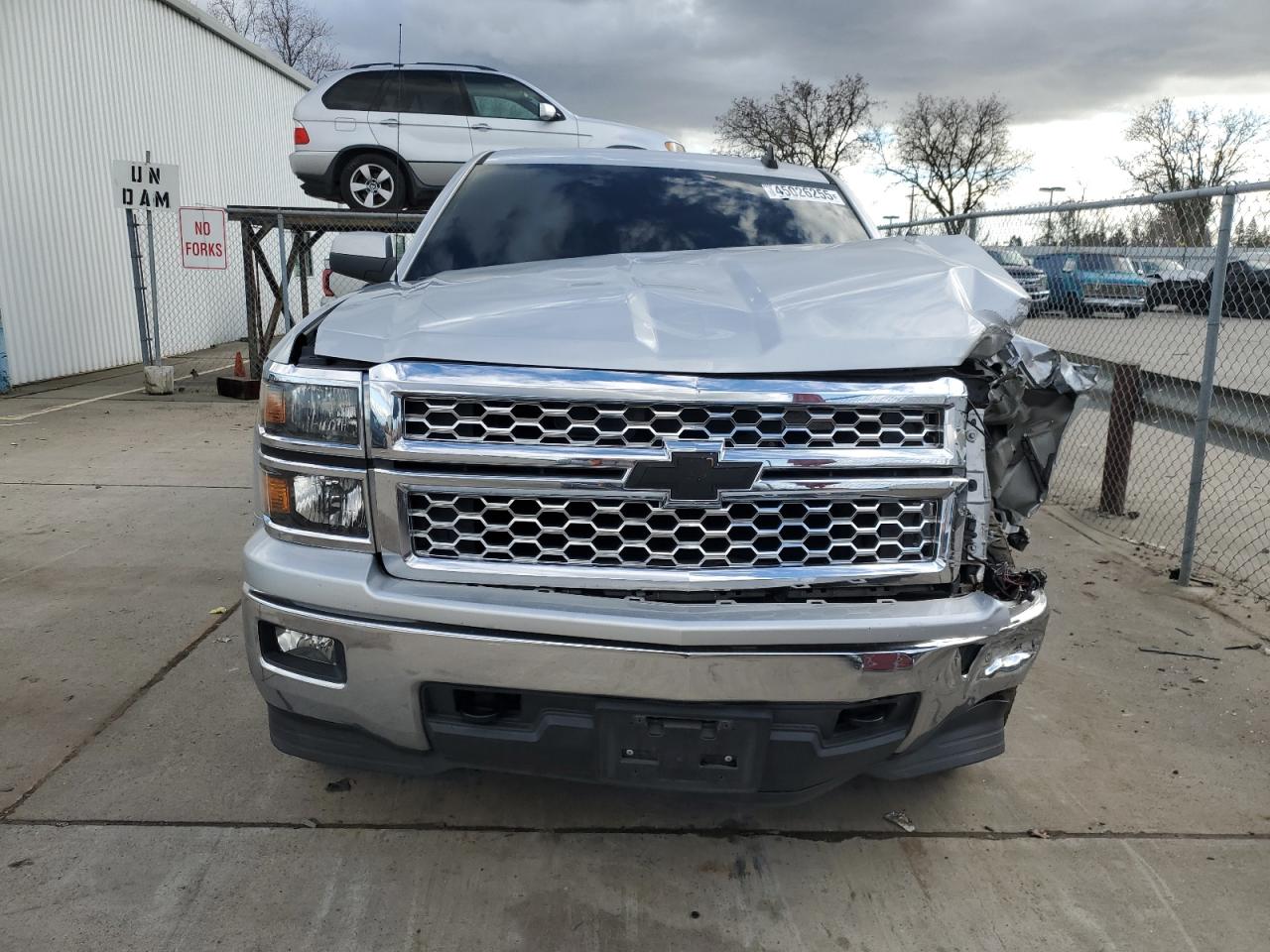 2015 Chevrolet Silverado - Image 5