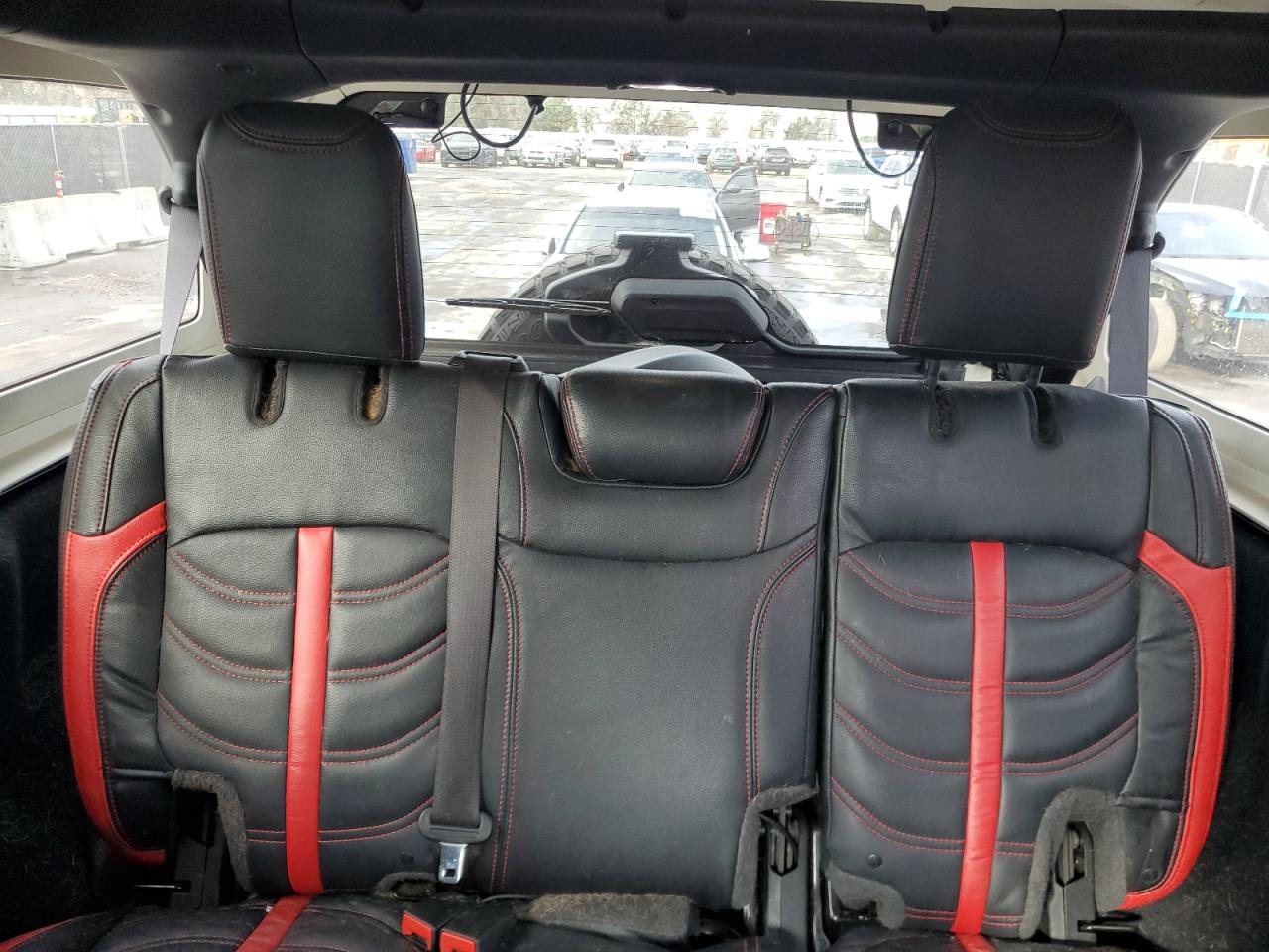 2018 Jeep Wrangler - Image 10