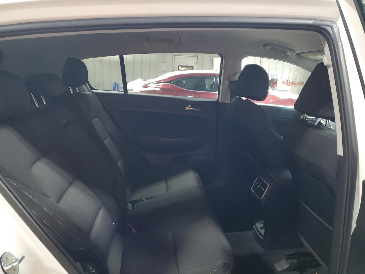 2020 Kia Sportage - Image 11