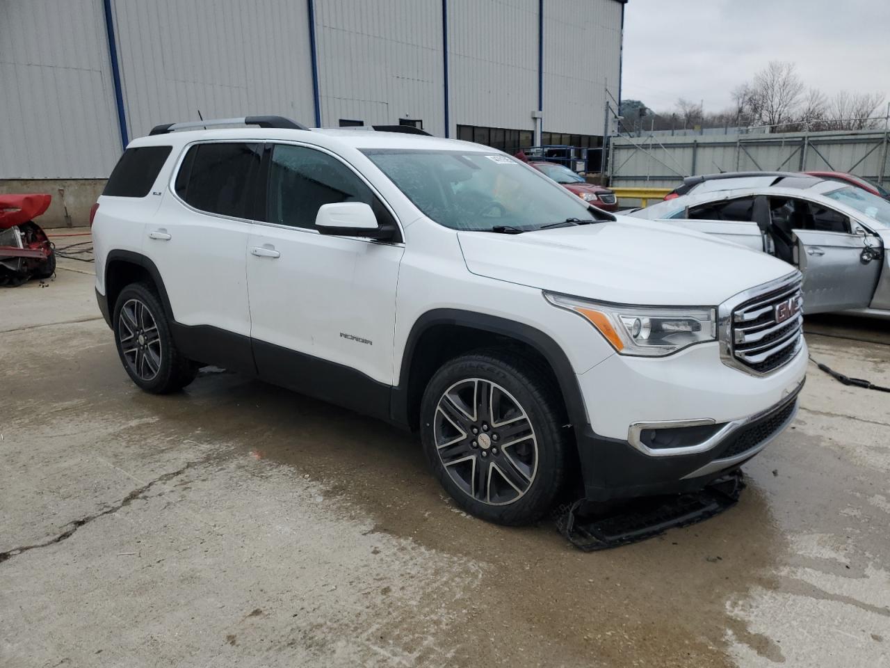 2017 GMC Acadia - Image 4