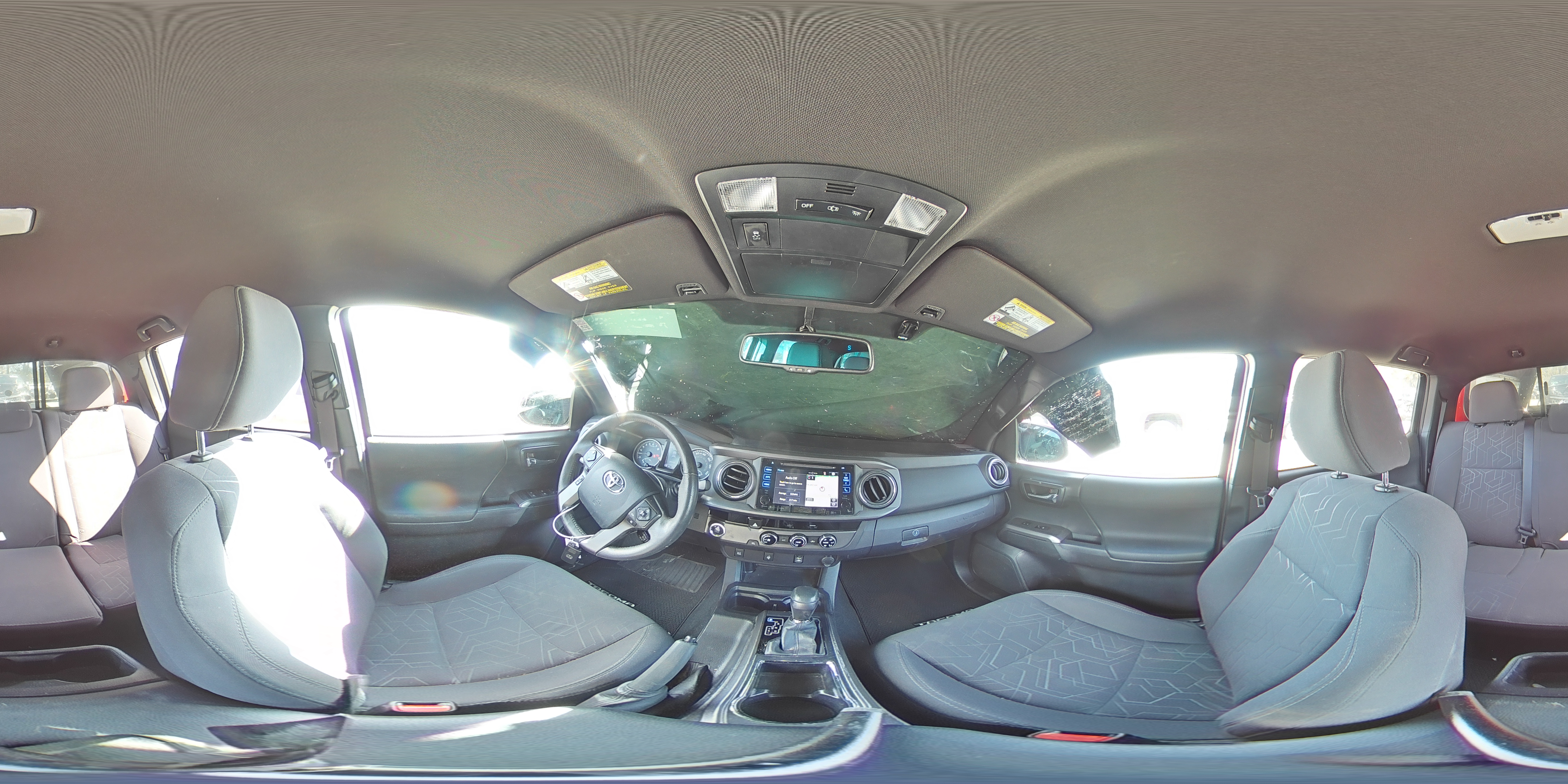 2017 Toyota Tacoma - Image 15