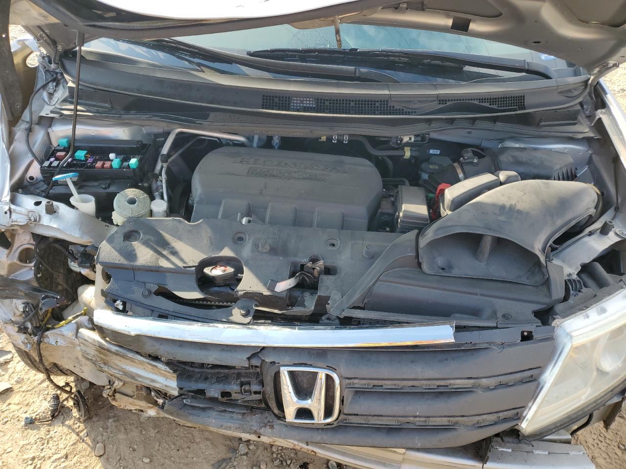 2012 Honda Odyssey - Image 12