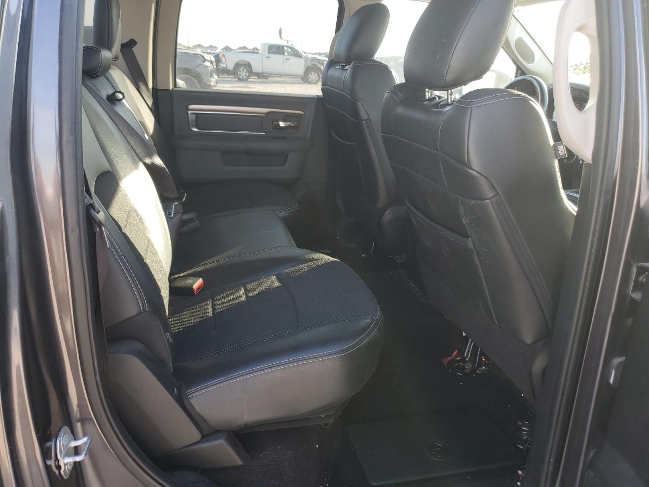 2017 RAM 1500 - Image 10