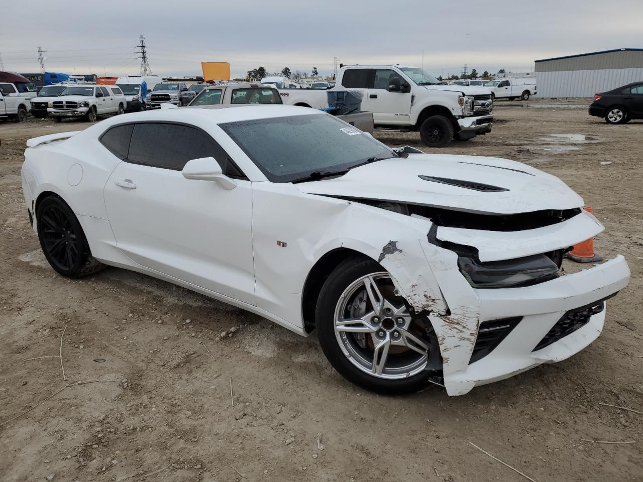 2017 Chevrolet Camaro - Image 4