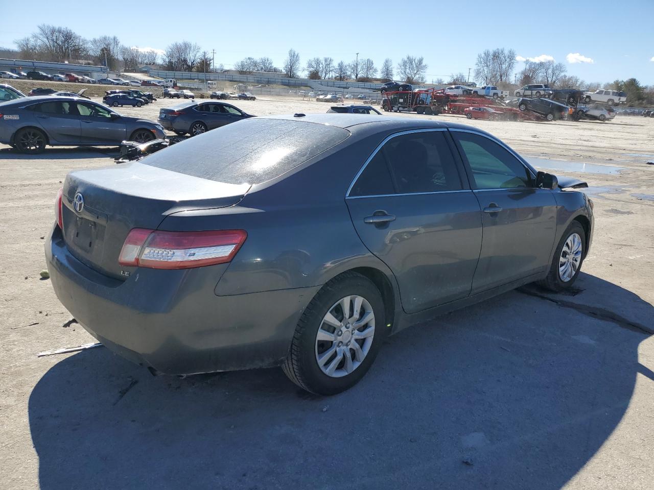 2011 Toyota Camry - Image 3