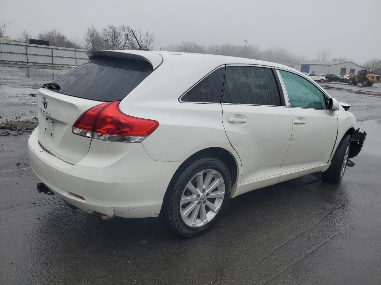 2011 Toyota Venza - Image 3