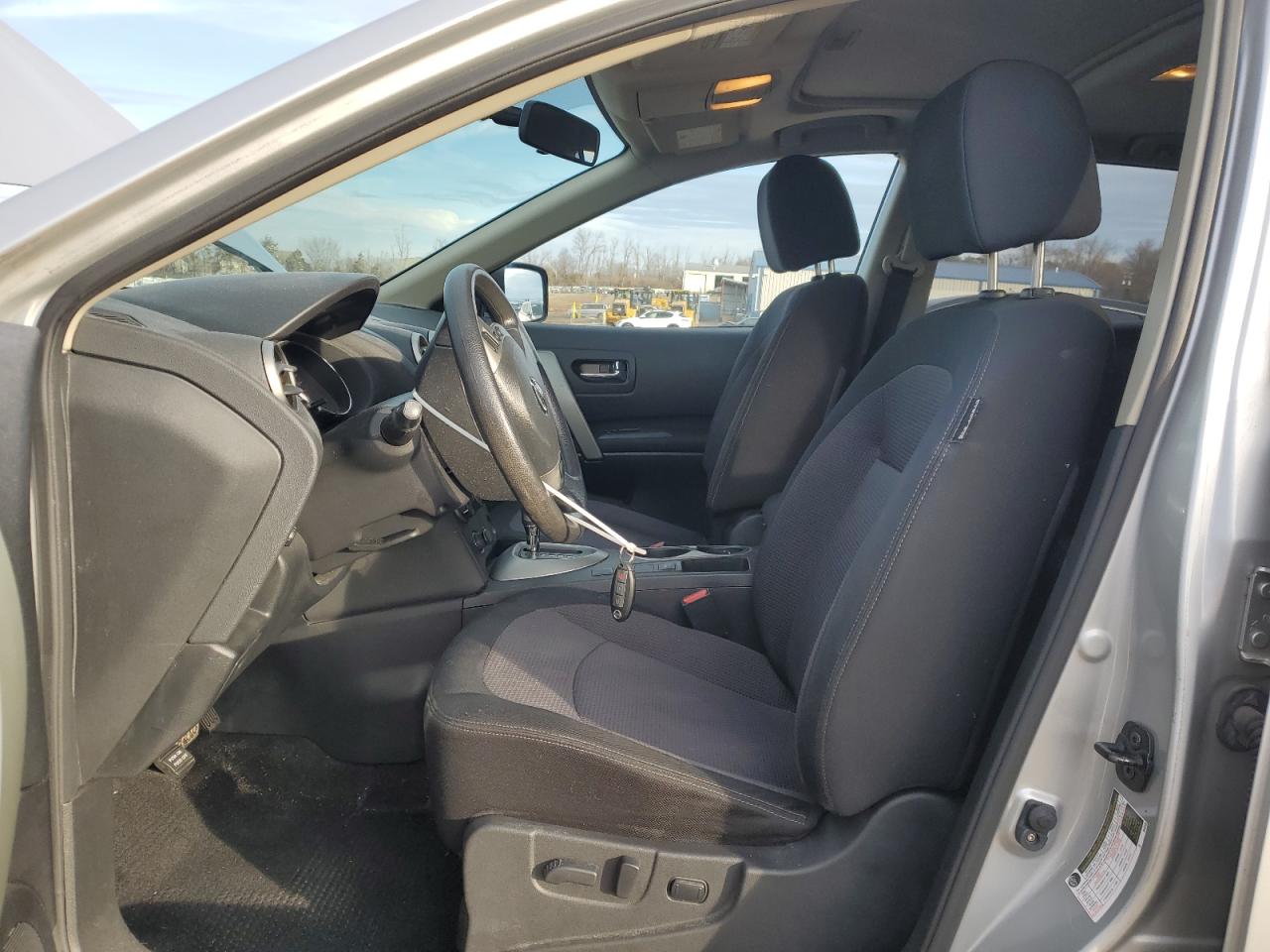 2013 Nissan Rogue - Image 7