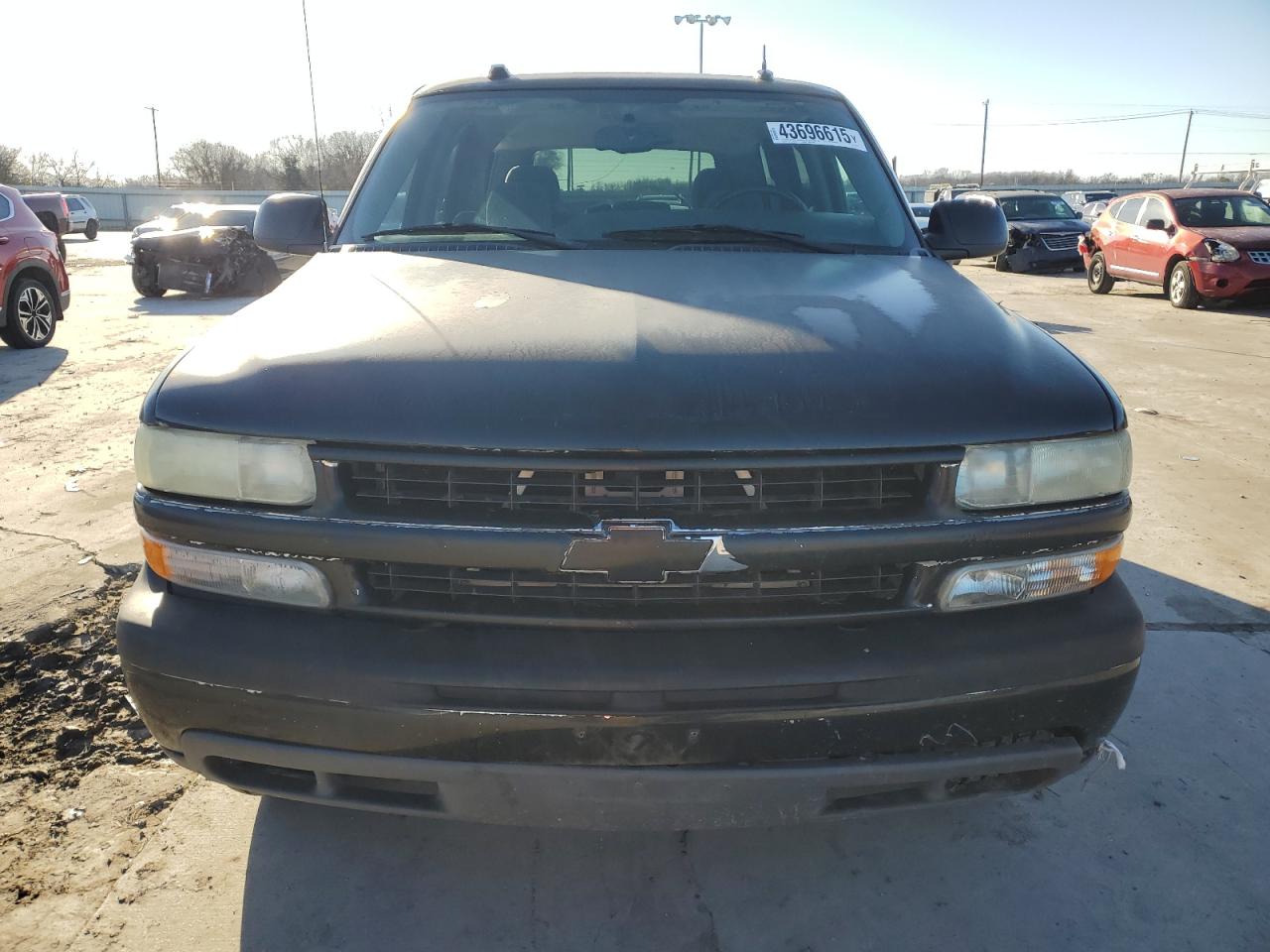 2004 Chevrolet Tahoe - Image 5