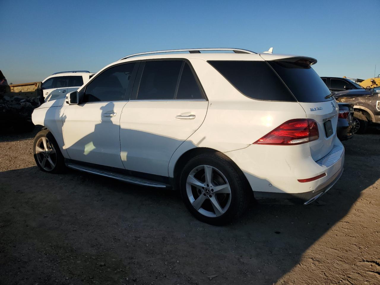 2018 Mercedes-Benz GLE - Image 2
