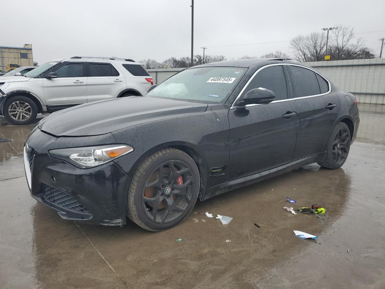 2019 Alfa Romeo Giulia - Image 1