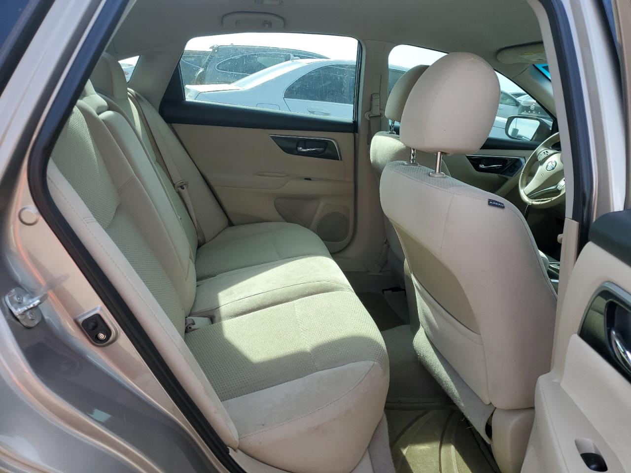 2014 Nissan Altima - Image 10