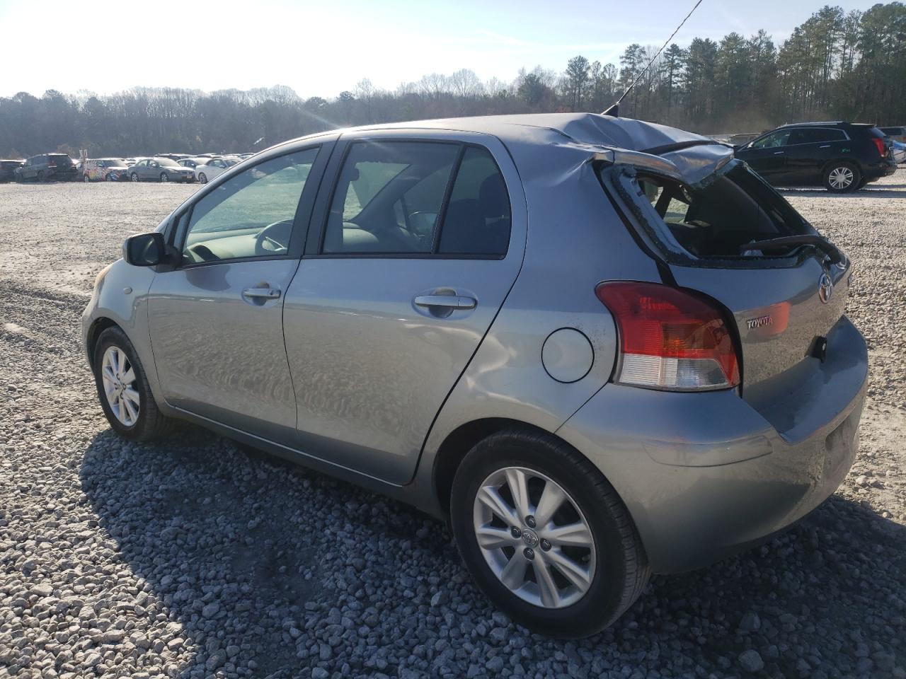 2009 Toyota Yaris - Image 2