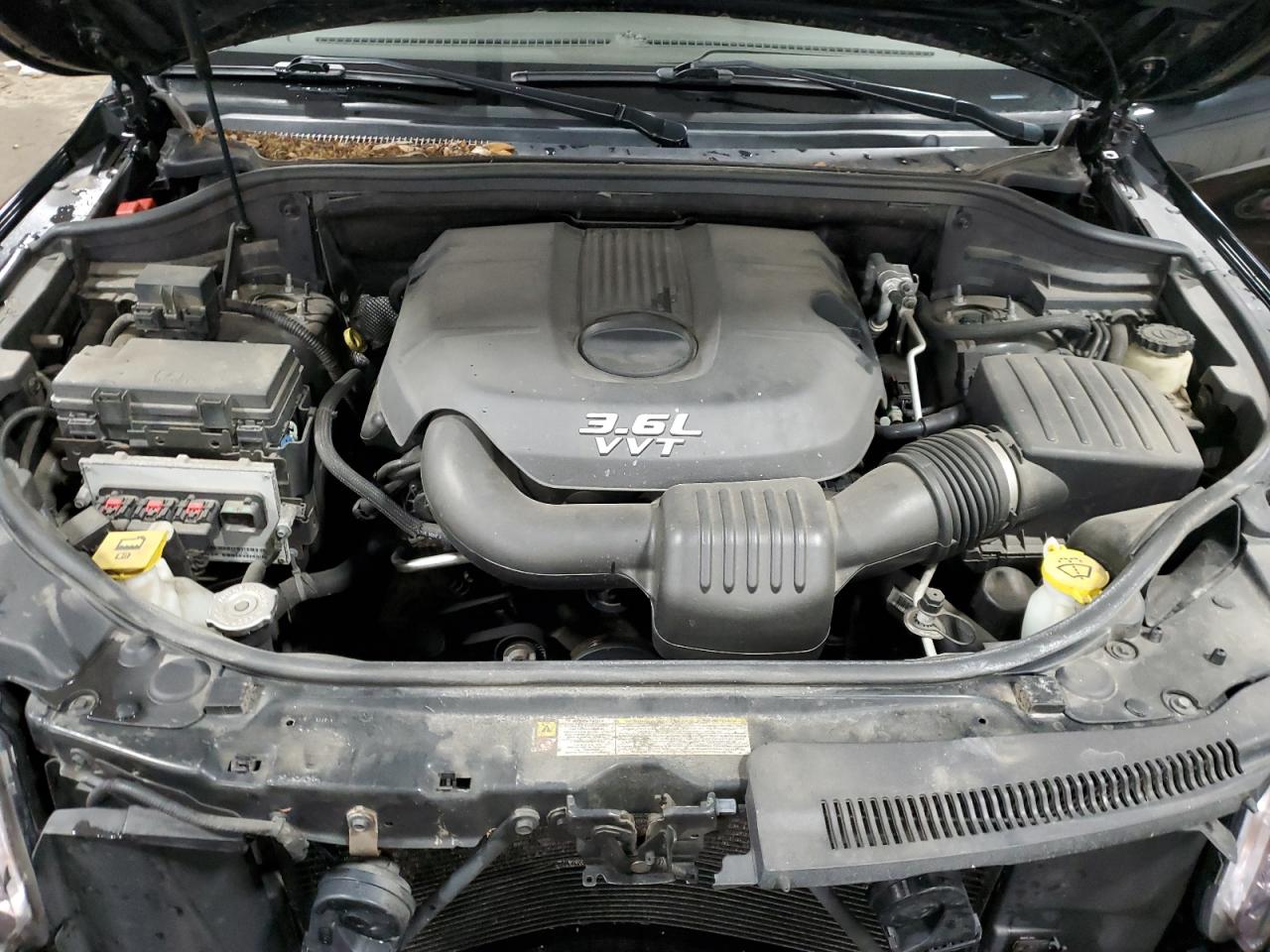 2013 Jeep Grand Cherokee - Image 12