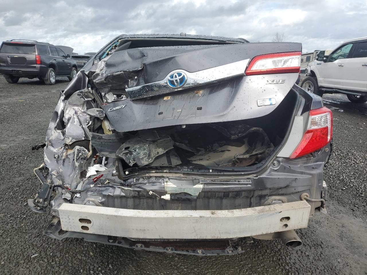 2014 Toyota Camry - Image 6