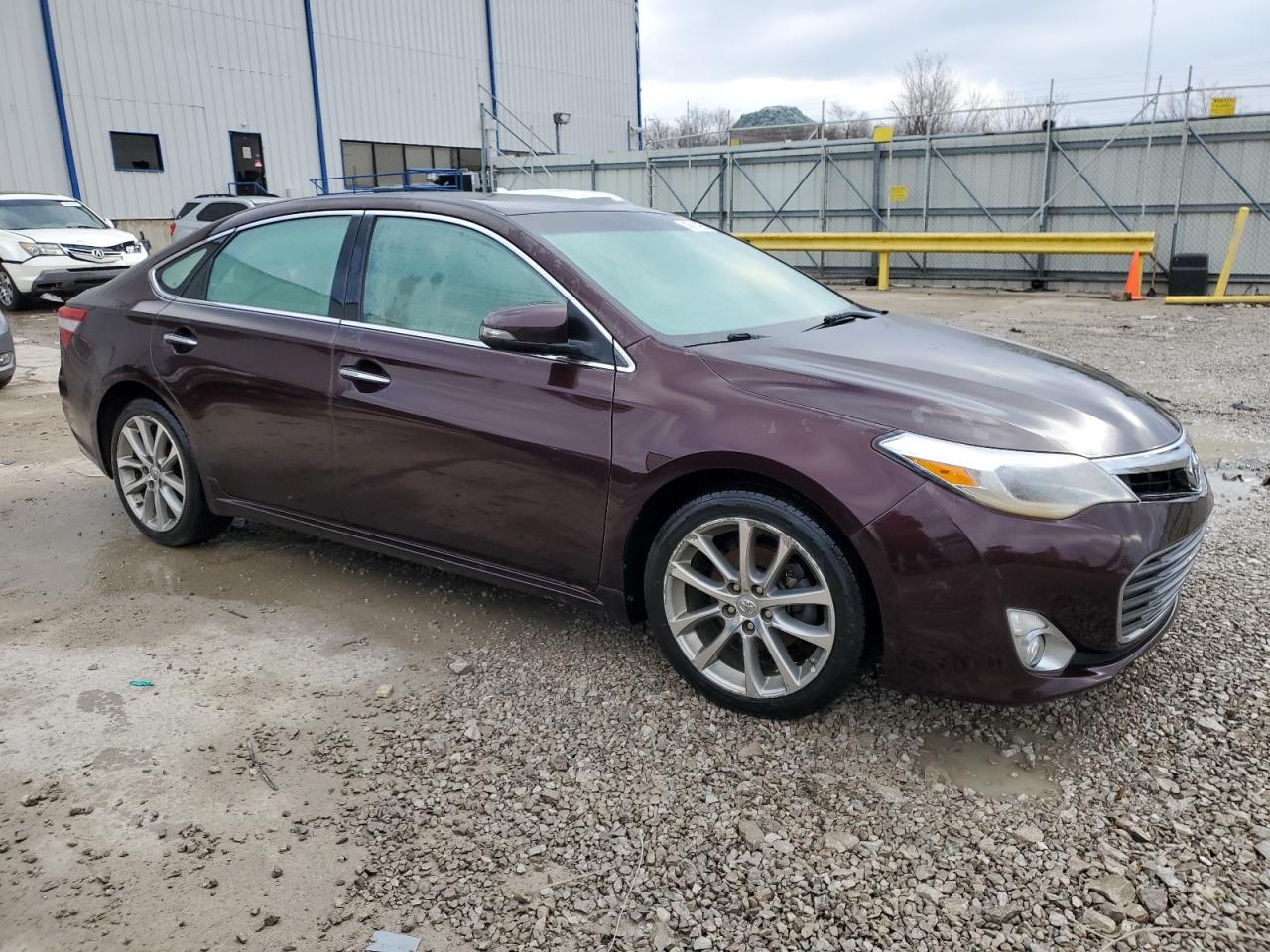 2015 Toyota Avalon - Image 4