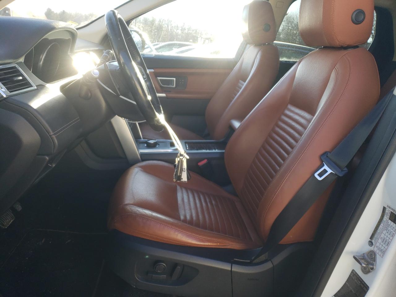 2017 Land Rover Discovery - Image 7