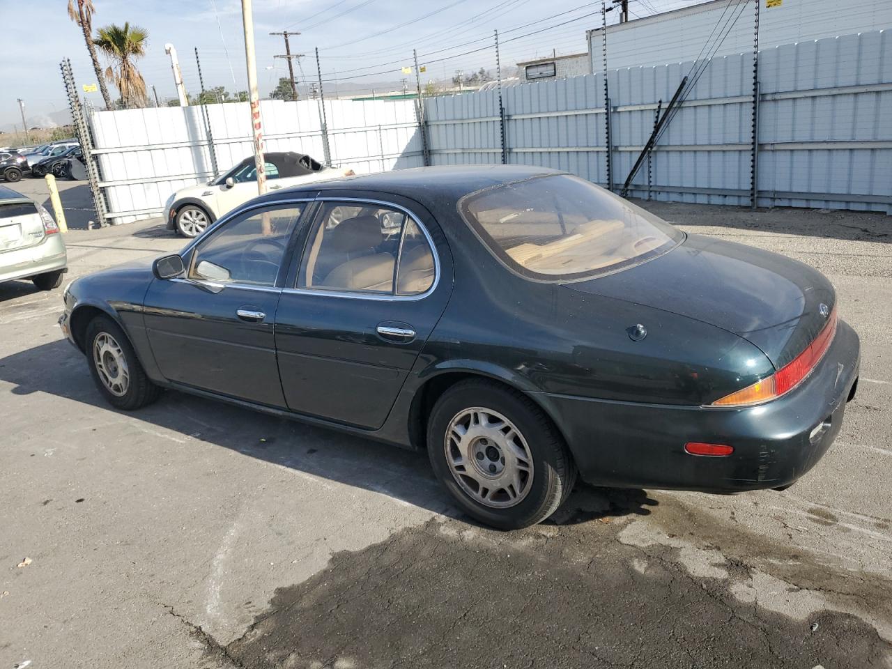 1995 Infiniti J - Image 2